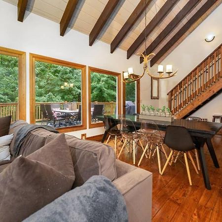 A Smoky Mountains Retreat - Chalet De Montagne Βίλα Gatlinburg Εξωτερικό φωτογραφία